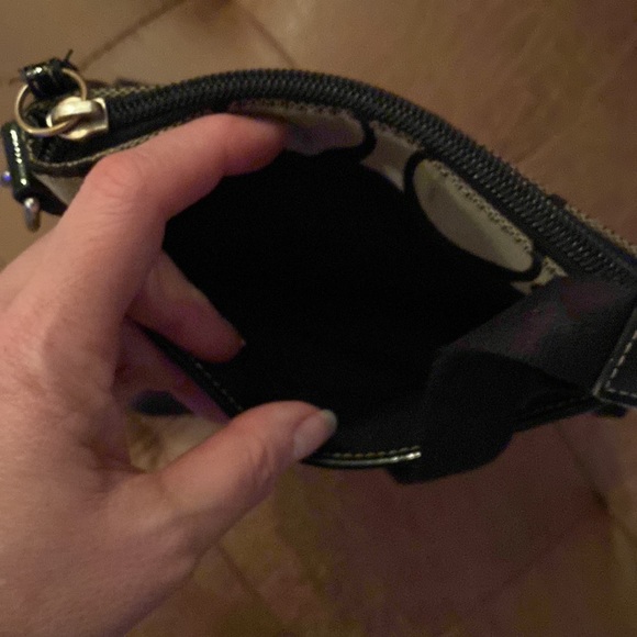 Authentic Coach Purse - Picture 10 of 11